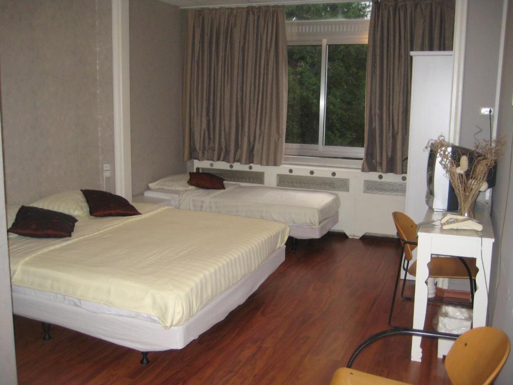 Floris Hotel Rotterdam Room photo